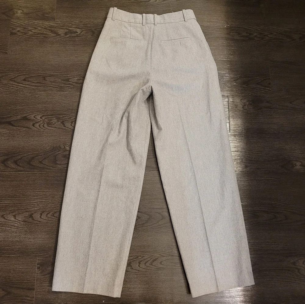 Aritzia Babaton The Next Pants Gray Pleated Wool Cashmere Blend Trousers Size 6 - Picture 4 of 11
